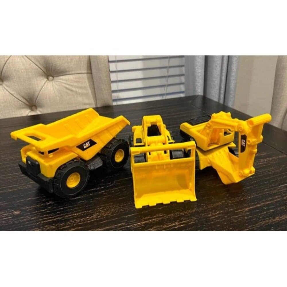 New Construction Toys, Construction Vehicle Set for Kids Ages 2 & Up, Dump Truck